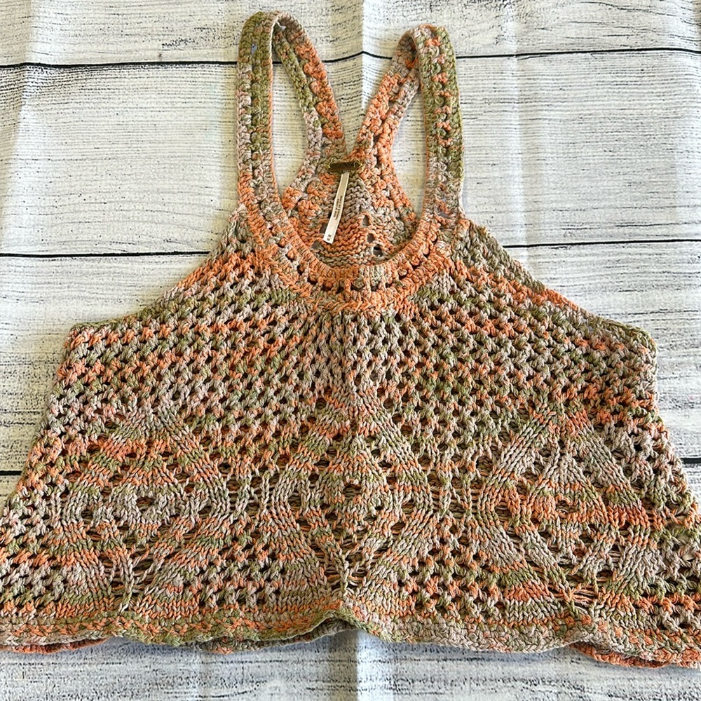 Free People • Crocheted Racerback Tank Sz M • measurements & fabric info in pics